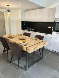 Appartements Superbe T2 dans residence avec piscine chauffee : photos des chambres