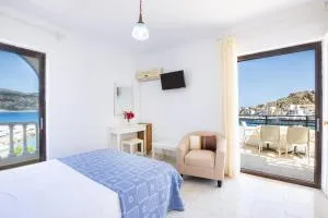 P i g a d i a B a y - 卡尔帕索斯