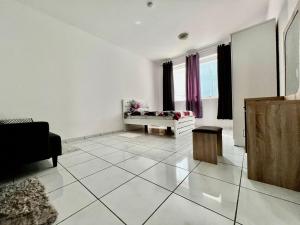 Luxury Awaits: Master Bedroom for Rent! Indulge in comfort and style.