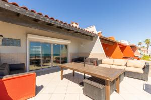 Las Brisas #8 Beachfront - On the sand and steps from Mannys for tacos & tequila