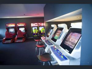 Circle on Cavill - Hosted by Coastal Letting Co.