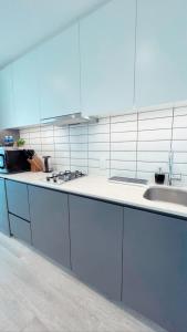 City Living Studio Apartment with Harbor View