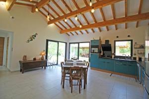 Maisons de vacances Puymoroux : photos des chambres