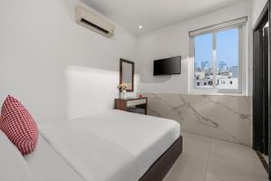 Hanoi Blue Beach Hotel