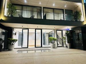 The Lodgers Luxury Hotel Near Golf Course Road Gurgaon