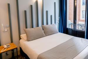Double Room with Private Bathroom room in Hostal Carmen & Coworking