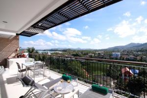 Surin Park by Destada