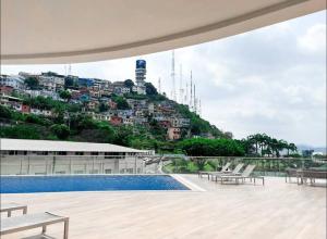 Airbnb Guayaquil, Puerto Santa Ana, Parking