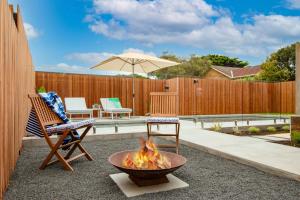 Escape to Blairgowrie 500m to beach cafes