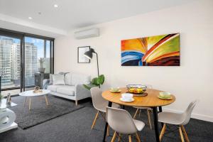 Complete Host Vogue Apartments