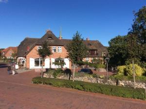 Bi de Kark Modern retreat