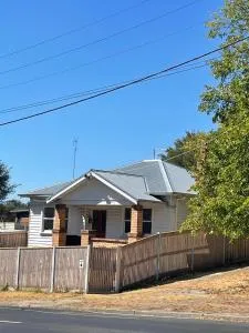 Deluxe room shared house - Mount Clear