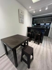 Moderno APTO con Vista 5 Estrellas Wifi Fast & CHECK IN AUTONOMO