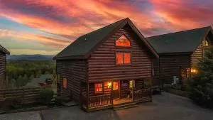 New Majestic 5 Star Amazing View, Pool, Hot Tub! - New Era