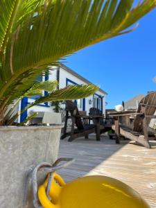 B&B / Chambres d'hotes L'Atelier de Mezareun : Chambre Triple - Vue sur Jardin