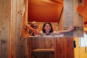 Luxe Safaritent met privé sanitair voor het hele gezin I 6 personen