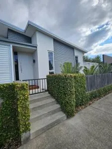 Golden Sands Beachside Cottage - 蒂普基