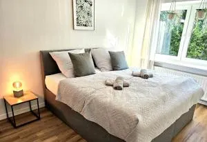 WieApart - Ruhig im Grünen, Parkplatz, zw. DUS/CGN - Opladen