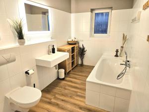 WieApart - Ruhig im Grünen, Parkplatz, zw. DUSCGN