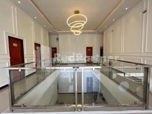 JENGGO Riverside Mitra RedDoorz near Kampung Inggris Pare