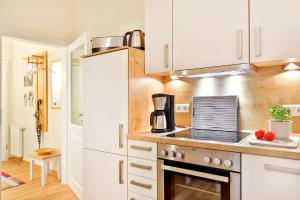 Balkon, gratis Nutzung vom AHOI Erlebnisbad und Sauna in Sellin - Meeresblick FeWo 45