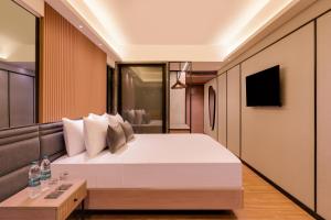 Lemon Tree Premier, Malad, Mumbai