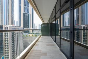 RH- Modern Comfort & bright 1BR near Dubai Mall, City Views