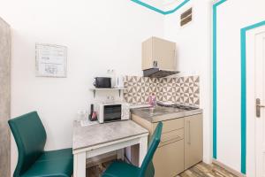 Small Studio room in Amber Terrace Studios