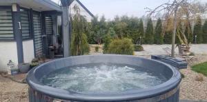 Tęczowy Domek - Balia z hydromasażem