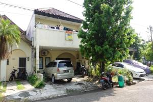 OYO 93836 Budi Residence 1