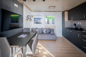 Luxury Mobile home Zuzu Klenovica