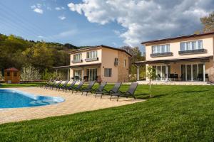 ENEVI Guest Houses-Къщи за гости Еневи