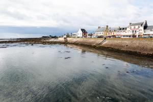 Maisons de vacances Maison avec terasse et jardin - 1km plage de Kerity : photos des chambres