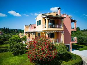 Catherine Luxury Holiday House close to Corfu Town