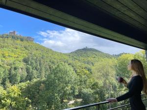 Bergchalet auf Stelzen