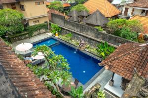 Warsas Garden Bungalow and Spa