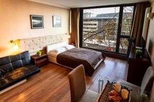 Triton Apartments in Warsaw