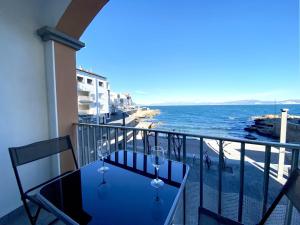 21107 Sea View