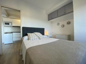 21107 Sea View