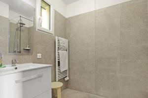 Appartements Le Mas Berliat F2 N°15 : photos des chambres