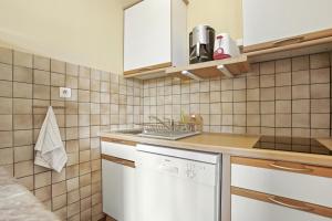 Appartements Le Mas Berliat F2 N°14 : photos des chambres