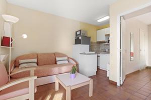 Maisons de vacances Le Mas Berliat F2 N°16 : photos des chambres