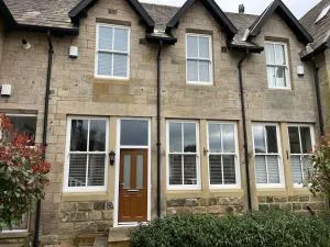 Micklefield Lodge - Apperley Bridge