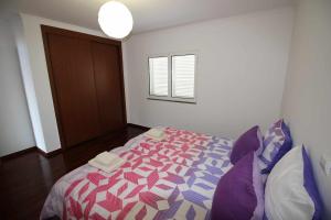 Portinho II-Modern apt with balcony facing the sea