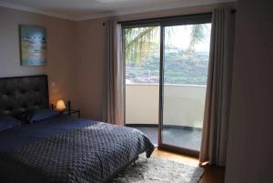 Plaza Bay Luxury Apartment with Swimming Pool