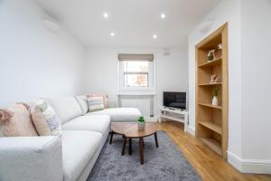 3 bedroom house in Notting Hill