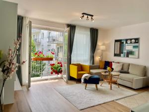 Feel Home DeLuxe CORVIN # FREE PARKING # AC # Elevator