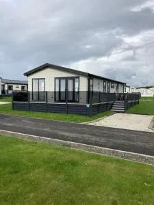 Willows Lodge - Poughill