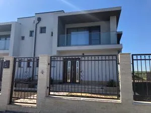 Vila Mud Lake Techirghiol - 泰基尔吉奥尔