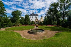 4 hvězdičkový hotel Schloss Purschenstein Neuhausen Německo